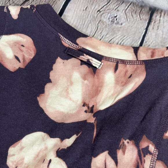 Simply Vera Wang navy with pink floral print. Size small. - Picture 6 of 6